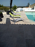 Terrasses et plage de piscine